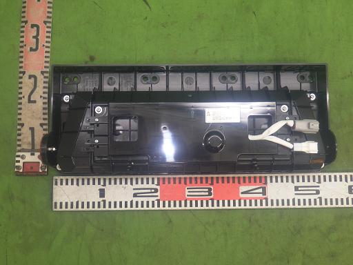 566104003　　クリックすると、もっと大きい画像を表示