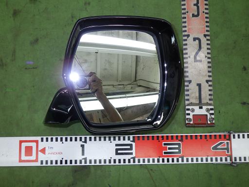 566708007　　クリックすると、もっと大きい画像を表示