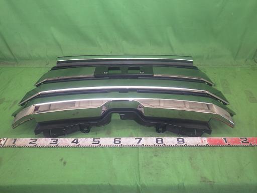 563402004　　クリックすると、もっと大きい画像を表示