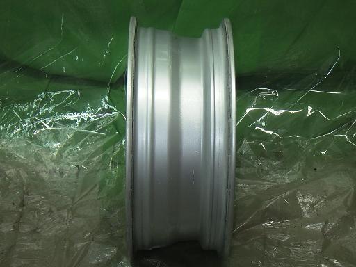 563724003　　クリックすると、もっと大きい画像を表示