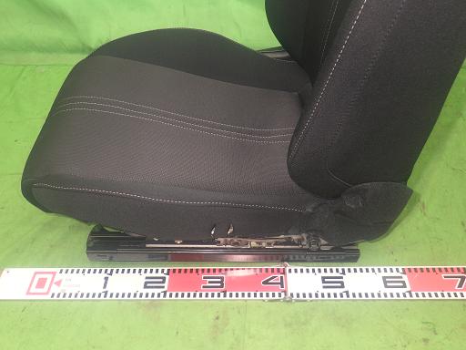 564034001　　クリックすると、もっと大きい画像を表示