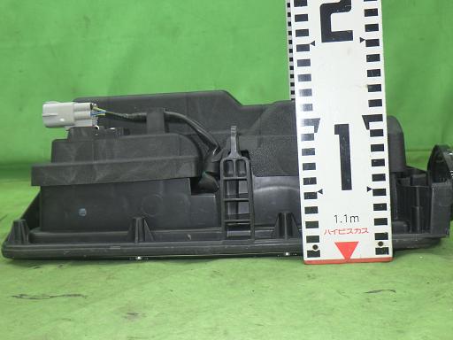 566338005　　クリックすると、もっと大きい画像を表示