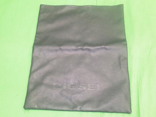 557861001　　クリックすると、もっと大きい画像を表示