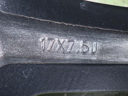 566137001　　クリックすると、もっと大きい画像を表示