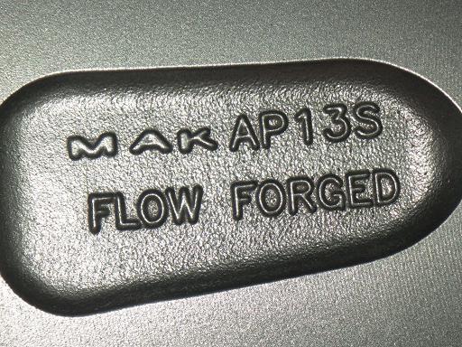 561916001　　クリックすると、もっと大きい画像を表示