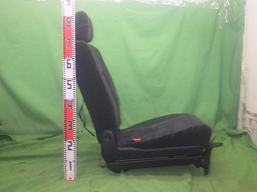 563649002　　クリックすると、もっと大きい画像を表示