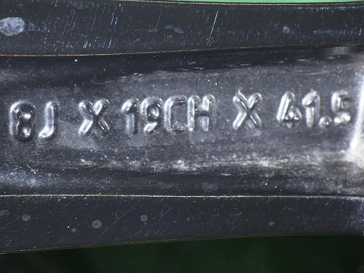 566120001　　クリックすると、もっと大きい画像を表示