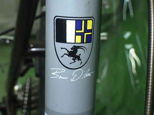 563998002　　クリックすると、もっと大きい画像を表示