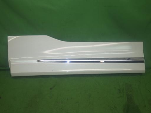 564289001　　クリックすると、もっと大きい画像を表示