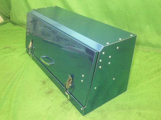 564208002　　クリックすると、もっと大きい画像を表示