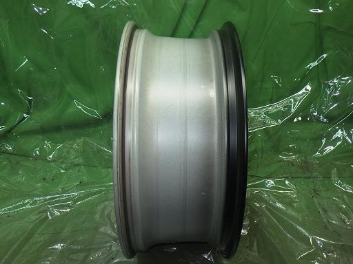 565721001　　クリックすると、もっと大きい画像を表示