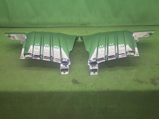 566013005　　クリックすると、もっと大きい画像を表示