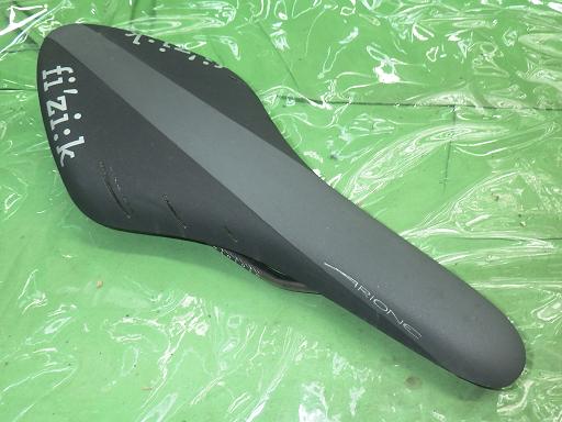 563783001　　クリックすると、もっと大きい画像を表示