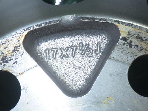 565374001　　クリックすると、もっと大きい画像を表示