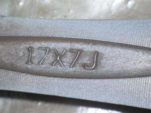 566143001　　クリックすると、もっと大きい画像を表示